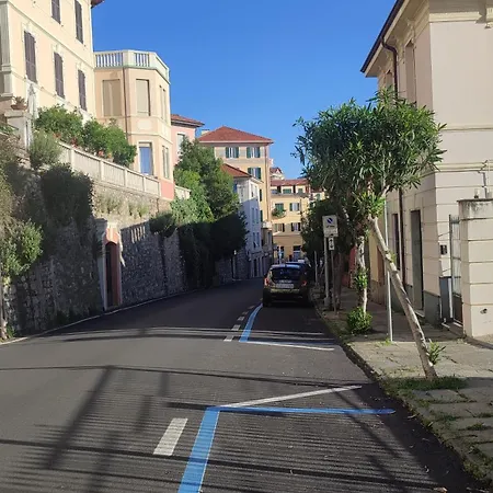 Casa Gialloblu * Imperia